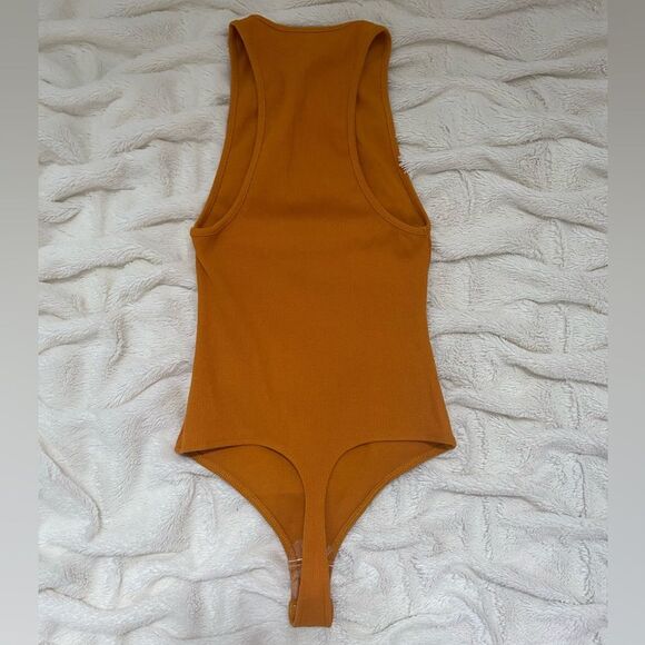 NWT Intimately Free People ribbed bodysuit mustard yellow XS BRAND NEW - Picture 2 of 7